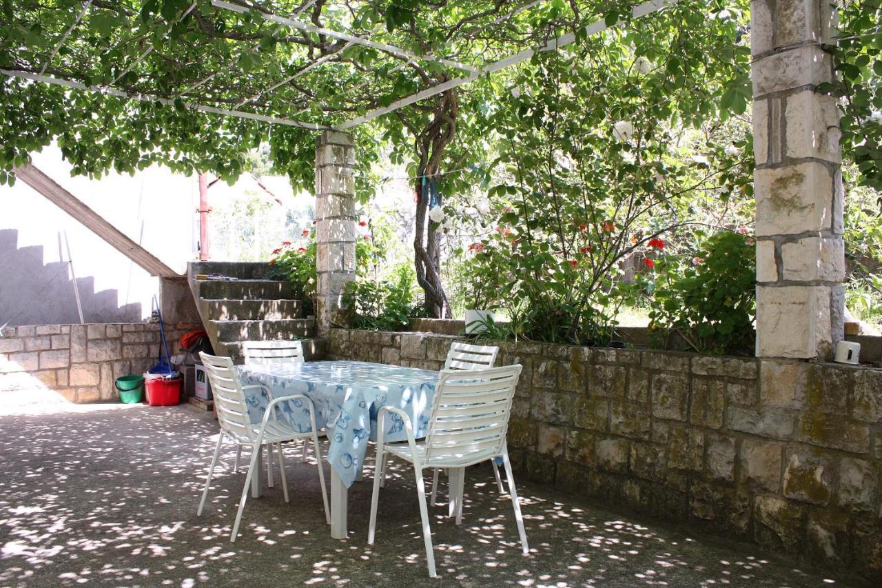 Double Room Pomena 4929A Exterior foto